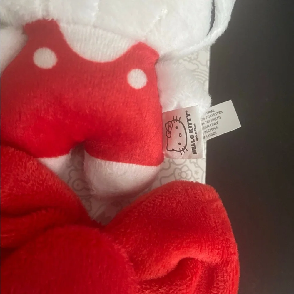 Hello Kitty Sanrio Cat Pet Toys Pack of 2 NIB 2023 Mini Plush Bow